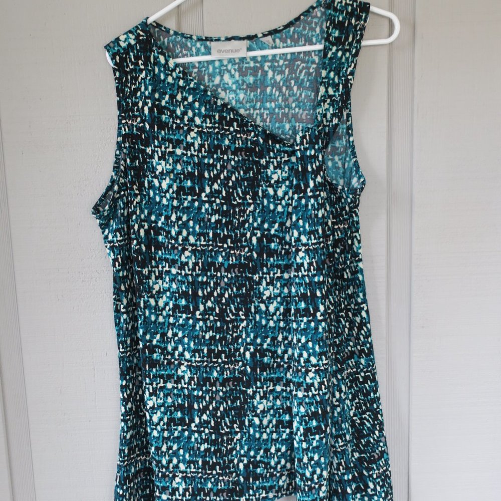 Avenue Sleeveless Print Top Size 18/20